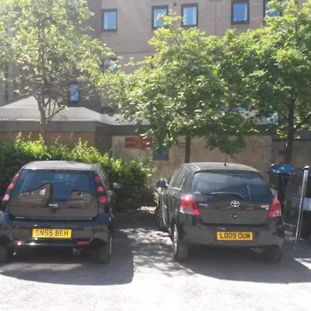 Central Flat Near Holyrood Park Edimburgo Exterior foto